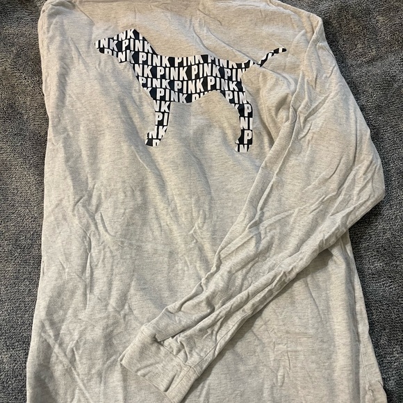 Victoria secret long sleeve t-shirt. Grey, size L. - Picture 3 of 4